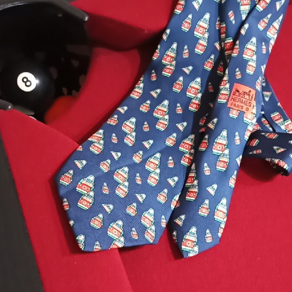 HERMES PARIS VINTAGE MATRYOSHKA Traditional Doll Men's Tie. RARE FIND. Exc. Con.